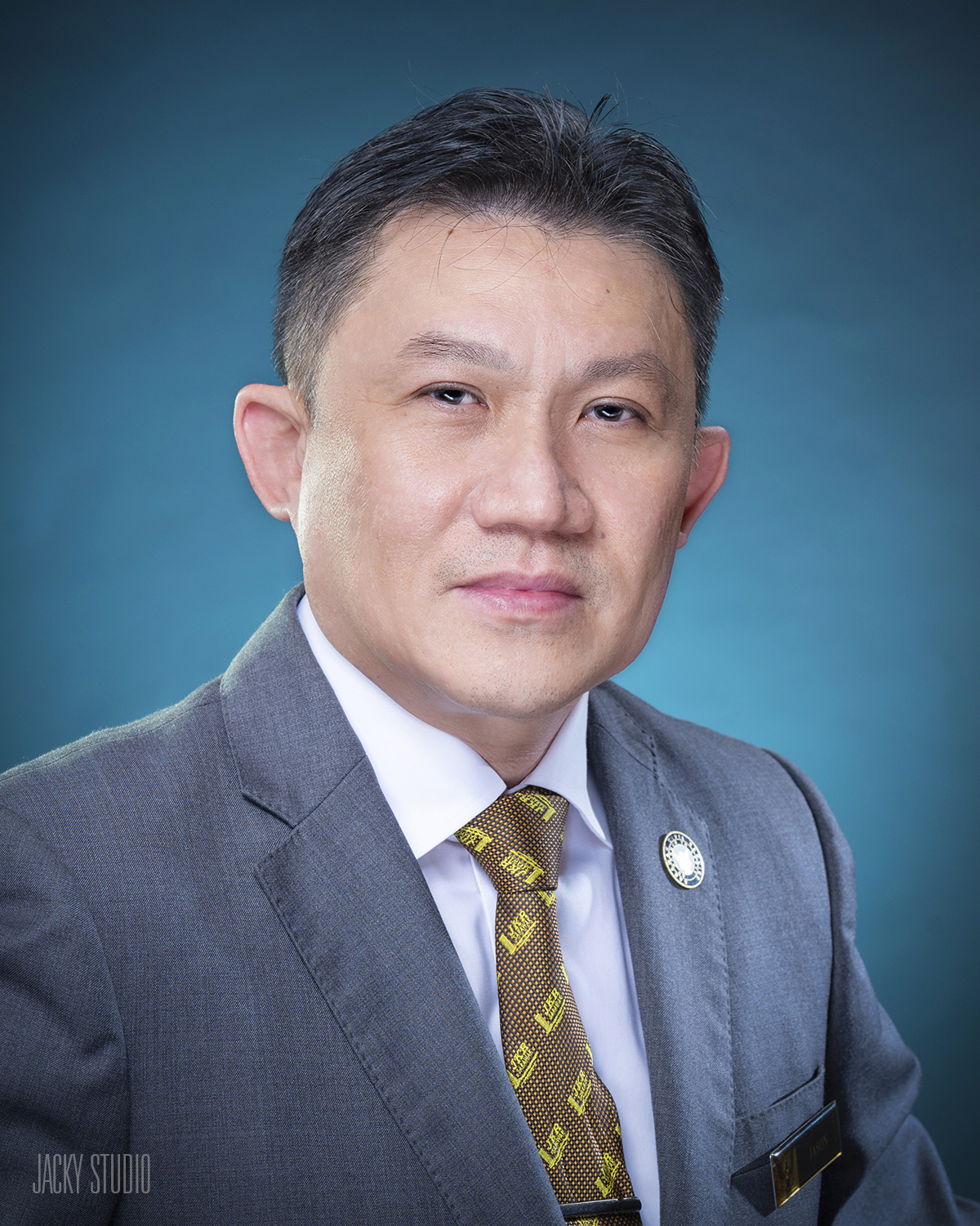 Ir. Oliver Ngabong anak Jimmy